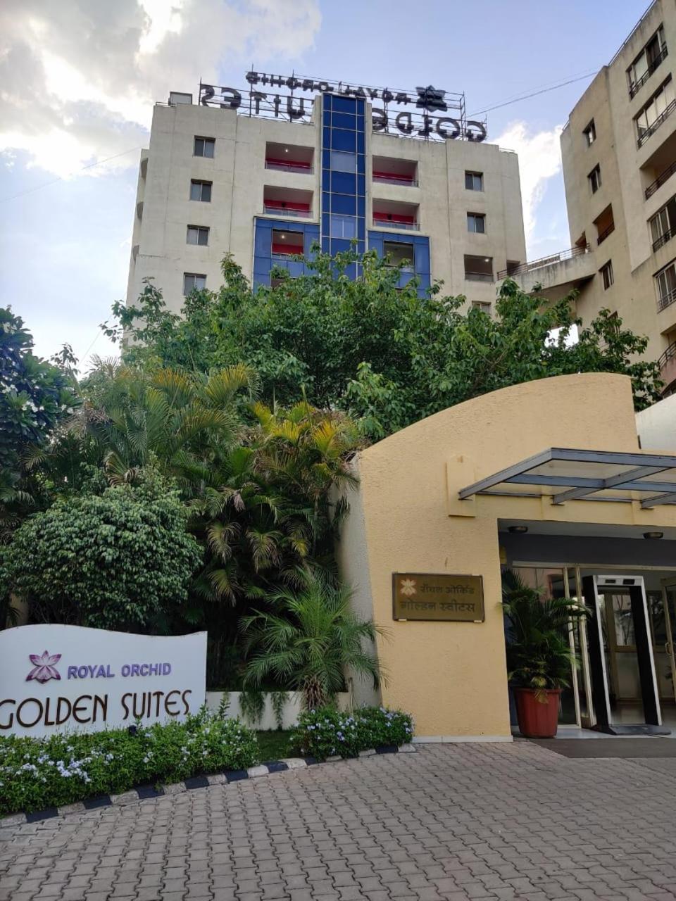Royal Orchid Golden Suites Pune Eksteriør billede